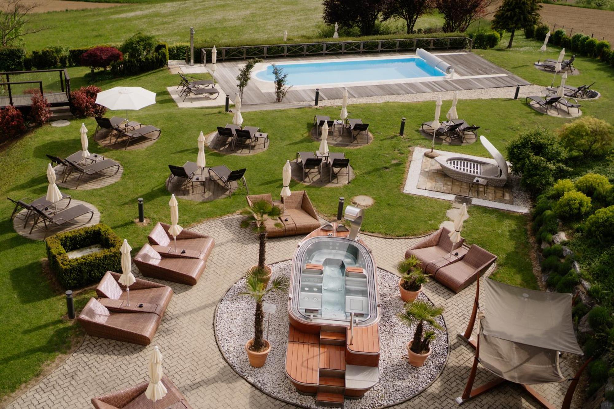 Maiers Kuschelhotel Loipersdorf Deluxe - Adults Only Fürstenfeld Exterior foto